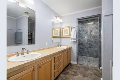 1110 Oakwood Loop, San Marcos, TX 78666 - Photo 9