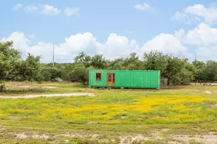1110 Oakwood Loop, San Marcos, TX 78666 - Photo 25