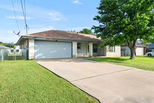 909 Garden View Dr, Georgetown, TX 78628 - Photo 3