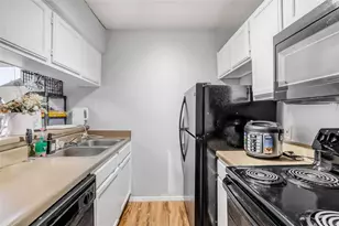 3115 Helms St, Austin, TX 78705 - Photo 9