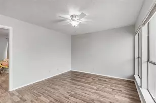 3115 Helms St, Austin, TX 78705 - Photo 15