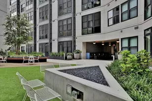 800 Embassy Dr, Austin, TX 78702 - Photo 29