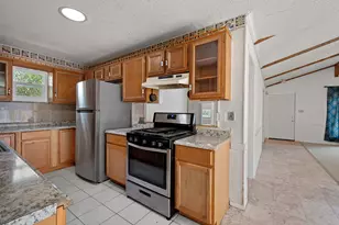 2314 Klattenhoff Dr, Austin, TX 78728 - Photo 9