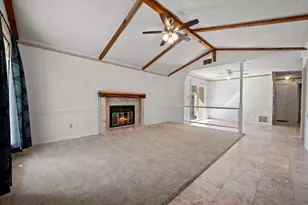 2314 Klattenhoff Dr, Austin, TX 78728 - Photo 3