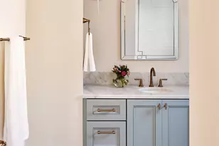 1900 Matthews Dr, Austin, TX 78703 - Photo 13
