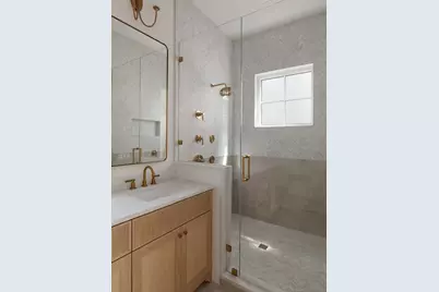 1900 Matthews Drive, Austin, TX 78703 - Photo 21