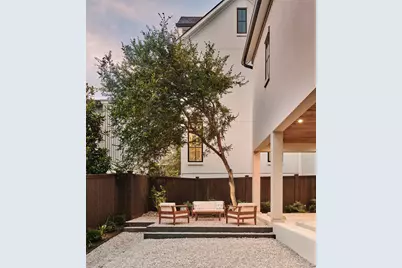 1900 Matthews Drive, Austin, TX 78703 - Photo 7