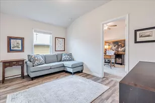 145 El Capitan Loop, Dripping Springs, TX 78620 - Photo 19