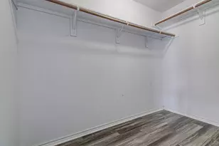 107 W Pauwela Ln, Bastrop, TX 78602 - Photo 13