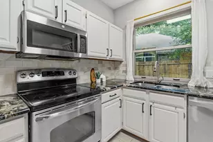 7302 John Blocker Dr, Austin, TX 78749 - Photo 13