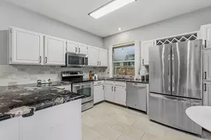 7302 John Blocker Dr, Austin, TX 78749 - Photo 11