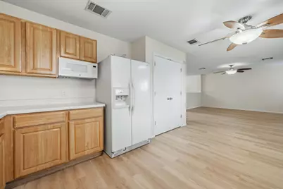 141 Meadow Park Drive, Georgetown, TX 78626 - Photo 15