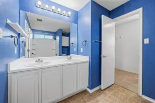 141 Meadow Park Dr, Georgetown, TX 78626 - Photo 25