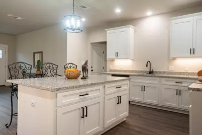 306 String Prairie Way, Smithville, TX 78957 - Photo 9