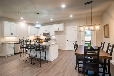 306 String Prairie Way, Smithville, TX 78957 - Photo 5