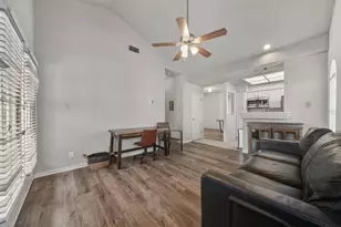 3111 Tom Green St, Austin, TX 78705 - Photo 9