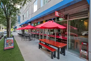 54 Rainey St, Austin, TX 78701 - Photo 31