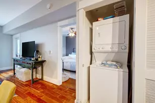 54 Rainey St, Austin, TX 78701 - Photo 11