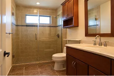 2800 Cole Street #C104, Austin, TX 78705 - Photo 5