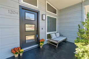 1204 Eleanor St, Austin, TX 78721 - Photo 3