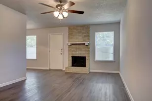 410 Vista W Ct, Bastrop, TX 78602 - Photo 13