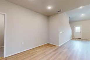 9300 Corvallis Dr, Austin, TX 78747 - Photo 9