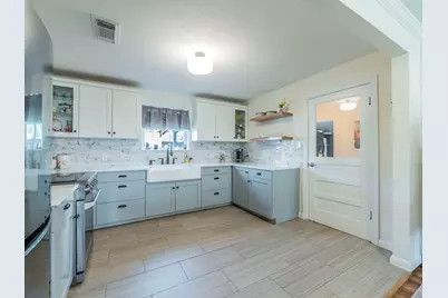 11012 3rd Street, Jonestown, TX 78645 - Photo 9