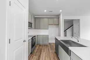 108 Cherry Blossom Ln, Taylor, TX 76574 - Photo 11