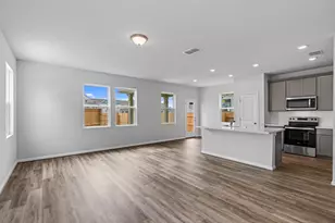 108 Cherry Blossom Ln, Taylor, TX 76574 - Photo 13