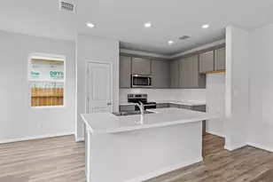 108 Cherry Blossom Ln, Taylor, TX 76574 - Photo 9