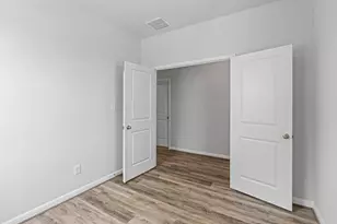 108 Cherry Blossom Ln, Taylor, TX 76574 - Photo 15