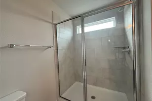 108 Cherry Blossom Ln, Taylor, TX 76574 - Photo 9