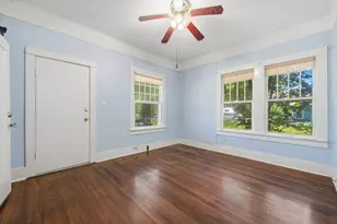 619 W Bell Ave, Rockdale, TX 76567 - Photo 17