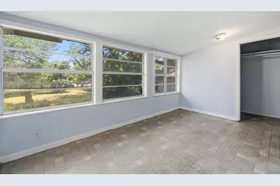 619 W Bell Avenue, Rockdale, TX 76567 - Photo 27