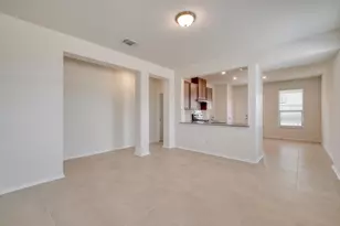 280 Feathers St, Jarrell, TX 76537 - Photo 5