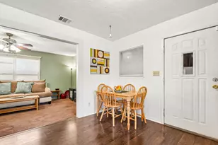 101 Brown St, Elgin, TX 78621 - Photo 13