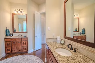 23923 Tres Coronas Dr, Spicewood, TX 78669 - Photo 13