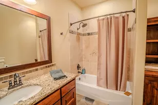 23923 Tres Coronas Dr, Spicewood, TX 78669 - Photo 19