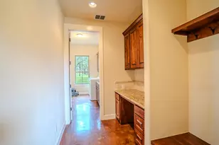 23923 Tres Coronas Dr, Spicewood, TX 78669 - Photo 9