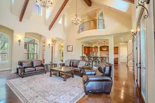 23923 Tres Coronas Dr, Spicewood, TX 78669 - Photo 5