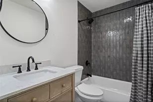 2400 Broken Oak Dr, Austin, TX 78745 - Photo 33
