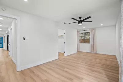2400 Broken Oak Drive, Austin, TX 78745 - Photo 27