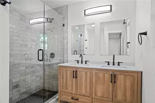 2400 Broken Oak Dr, Austin, TX 78745 - Photo 3