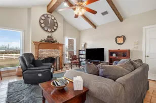 681 Leisure Ln, Cedar Creek, TX 78612 - Photo 13