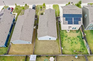 217 Barbary Coast Ln, Jarrell, TX 76537 - Photo 23