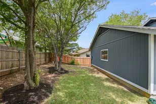 12900 Campos Dr, Austin, TX 78727 - Photo 19