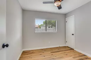 12900 Campos Dr, Austin, TX 78727 - Photo 17