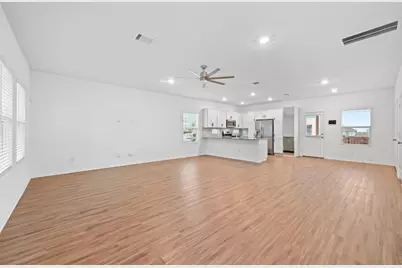 167 Rioja, Kyle, TX 78640 - Photo 5