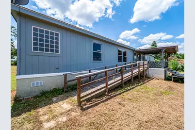 166 Rosanky Cattle Company Road, Smithville, TX 78957 - Photo 5