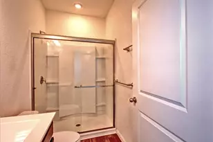 125 Woodpecker Run, Jarrell, TX 76537 - Photo 13